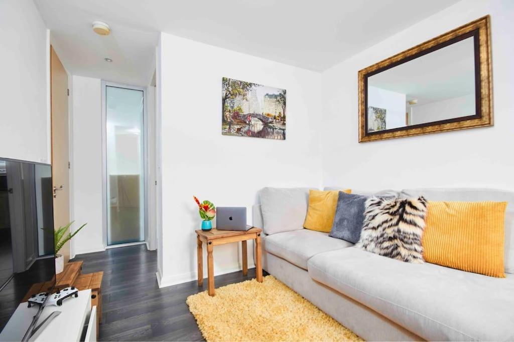 Dellehomes- Free Parking, Wfh, Family-Friendly Mánchester Exterior foto